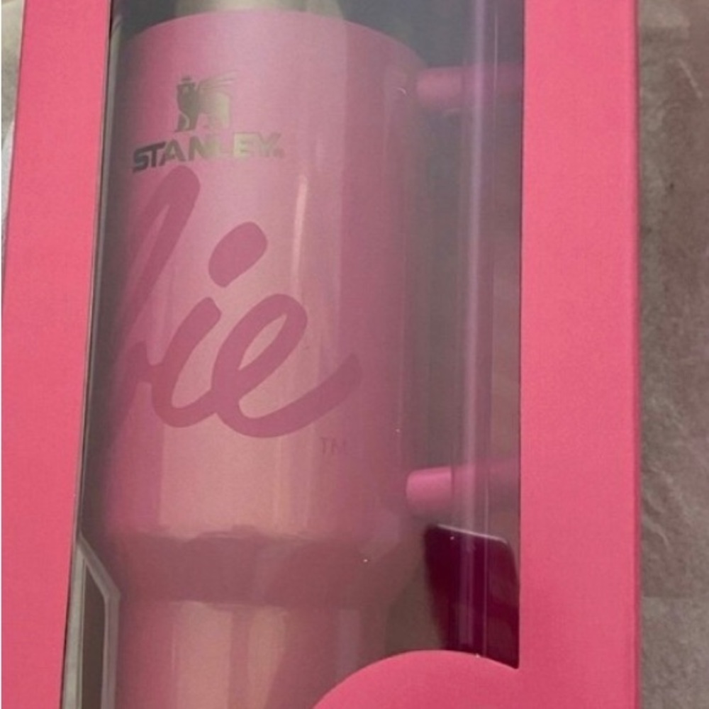 The Barbie™ x Stanley Icon Quencher | 30 OZ - Barbie™ Icon